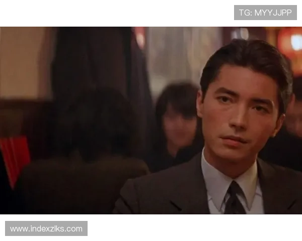 尊龙人生就是博旧版:珍藏尊龙经典旧版影片,感受不一样的人生博弈与精彩演绎 尊龙人生就是博旧版:珍藏尊龙经典旧版影片,感受不一样的人生博弈与精彩演绎